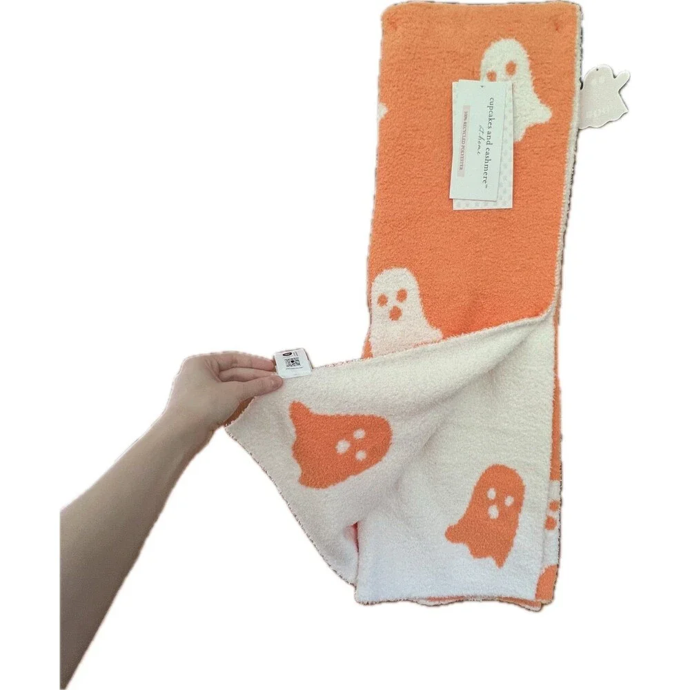 2 Cupcakes and Cashmere Viral Ghost Blankets - Picture 2 of 6